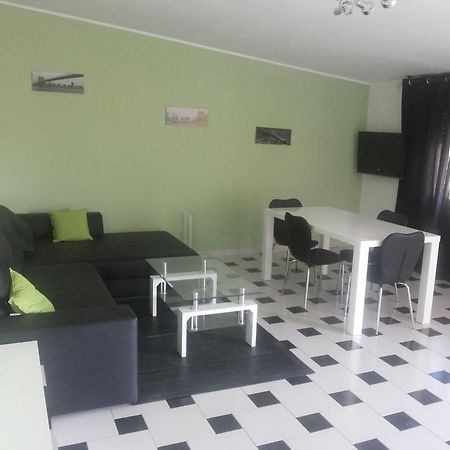 De Amicis Apartment Кальяри Номер фото