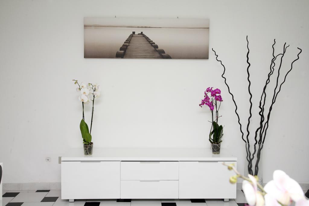De Amicis Apartment Кальяри Номер фото